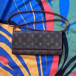 Louis Vuitton Shoulder Bag  Pochette Twin GM Brown Monogram Authentic Preloved